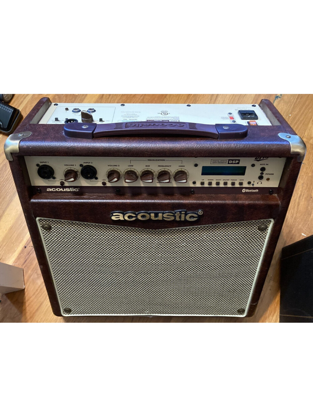 ACOUSTIC A40 40W Acoustic Guitar Amplifier - Brown - Excellent Condition.